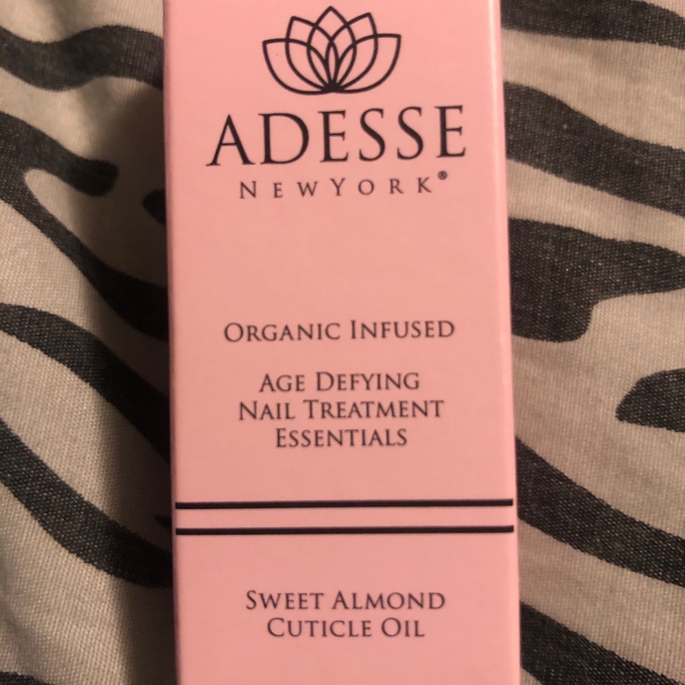 Adesse sweet almond cuticle oil